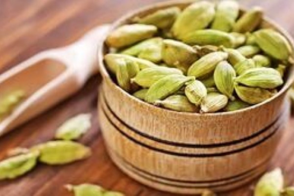 تصویر 1 از قیمت عرق هل اصل + خرید باور نکردنی